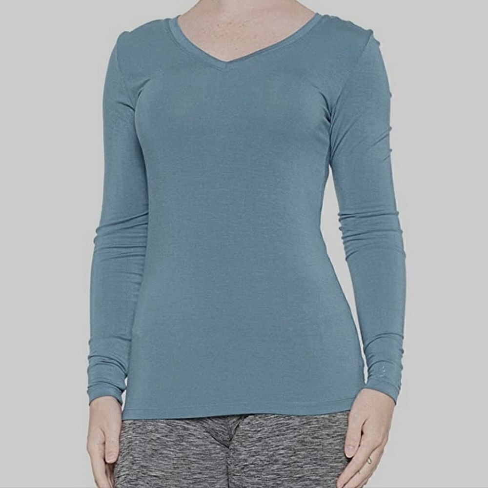 Cuddl Duds Women's V-neck Long Sleeve Blue Top